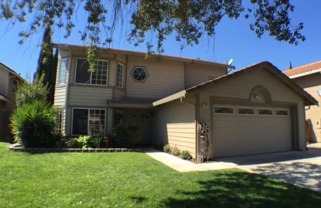 855 Kings Canyon Court - 855 King Canyon Court, Tracy, CA 95376