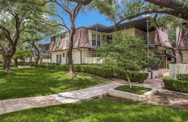 Monticello Apartment Homes Gallery 2
