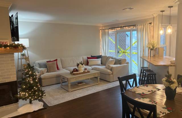 7602 Lakeside Village Drive Gallery 2