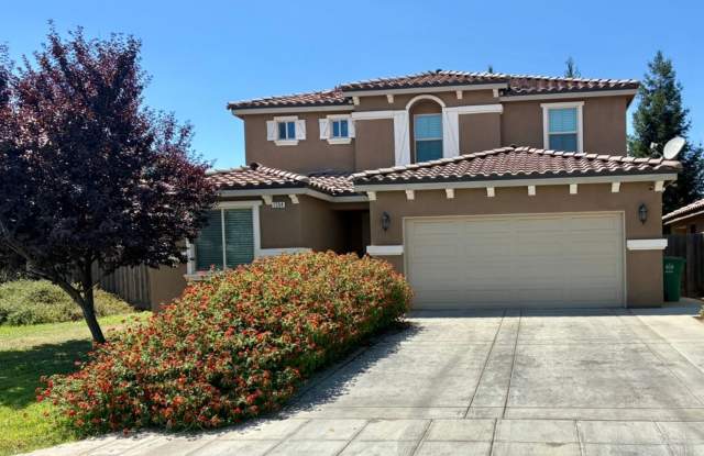 Newly Built Madera 4/3 DO NOT DISTURB TENANTS - 1354 Steven Lane, Madera, CA 93637