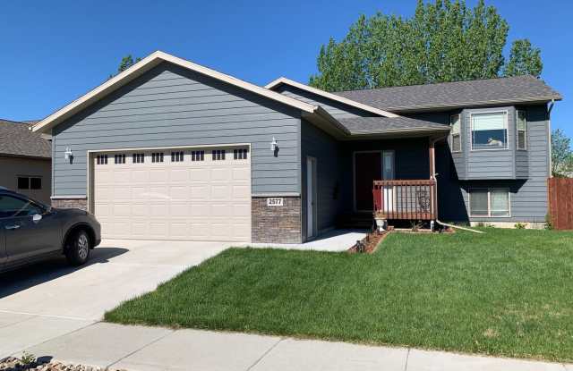 2577 Leola Ln - 2577 Leola Lane, Rapid Valley, SD 57703