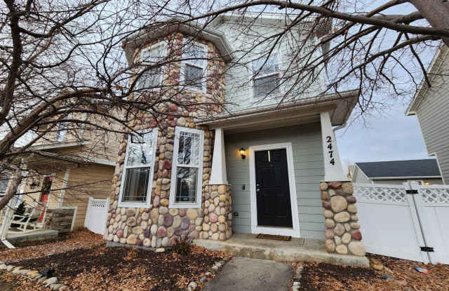 3 Bed 3 bath house in 80910! photos photos