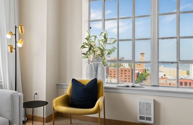 The Astor Gallery 4