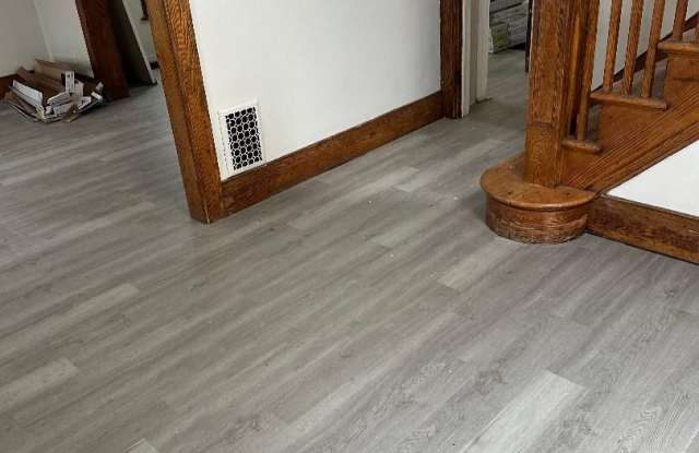 Spacious renovated 4 bedroom at 454 Augustine Street - 454 Augustine Street, Rochester, NY 14613