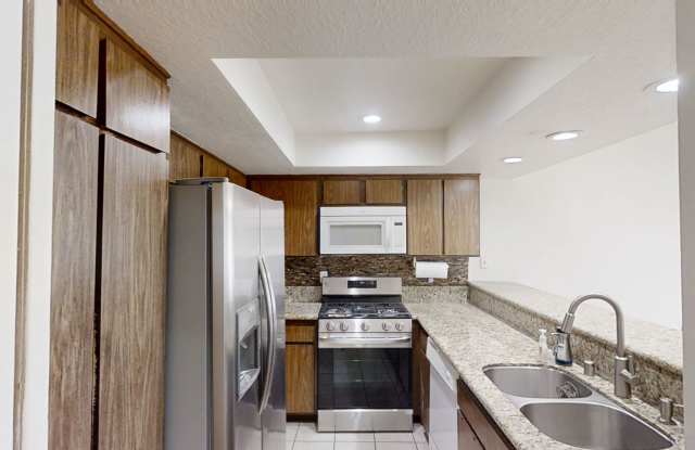 Charming 3 Bed Condo In Redlands Gallery 4
