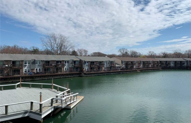 130 Millard Avenue - 130 Millard Ave, West Babylon, NY 11704