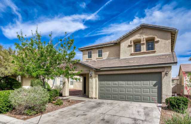 Beautiful 4-Bedroom Henderson Home with Fireplace & 2-Car Garage! Gallery 3
