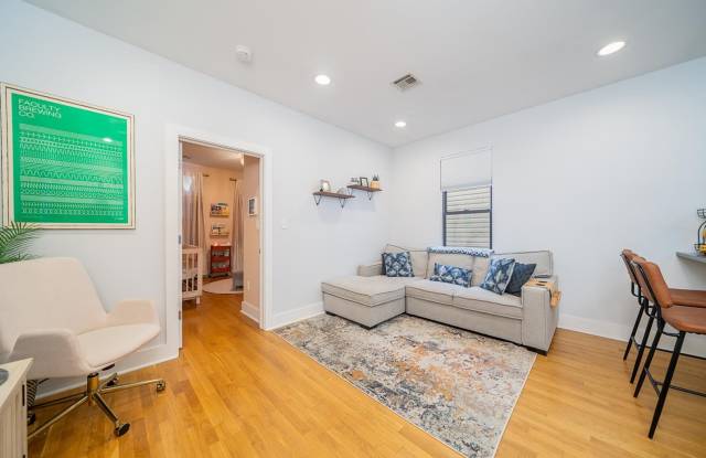 340 PAVONIA AVE Gallery 2