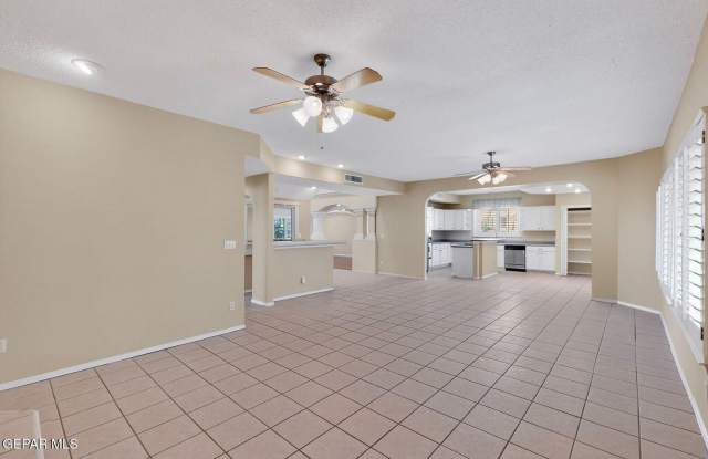6017 OJO DE AGUA Drive Gallery 4