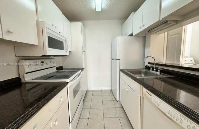4541 W Mcnab Rd photos photos