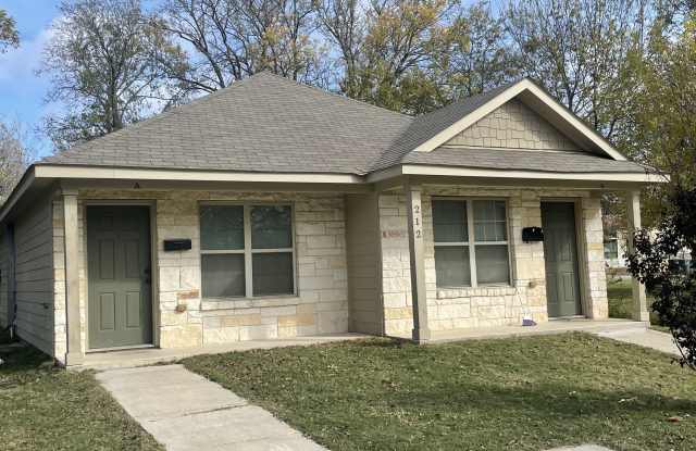 212 East Downs Avenue - 212 East Downs Avenue, Temple, TX 76501