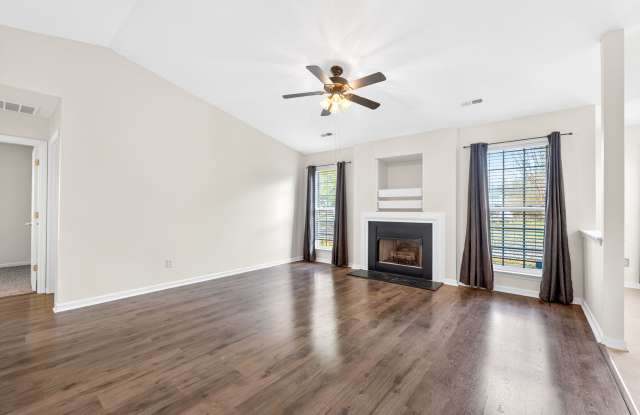 4352 Bubbling Brook Court Gallery 3