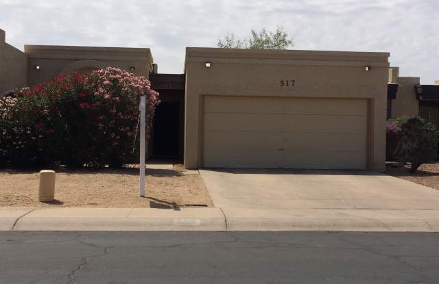 517 W Duke Dr photos photos