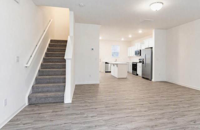 Beautiful END UNIT 3 Bedroom Townhome Near I-85 – AVAILABLE 10/16/2026 Gallery 3