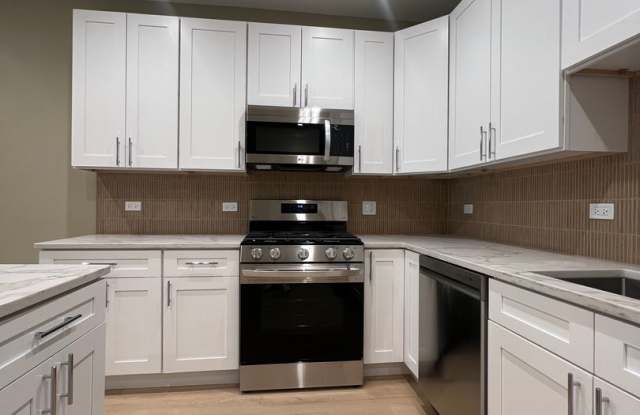 4231 S Champlain Ave photos photos