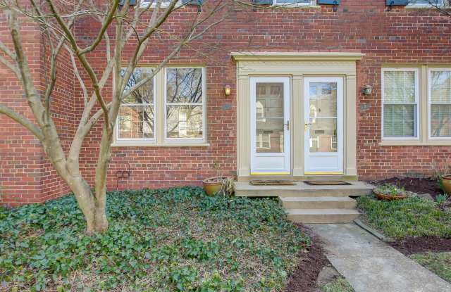 1100 South Barton Street - #293 Gallery 2