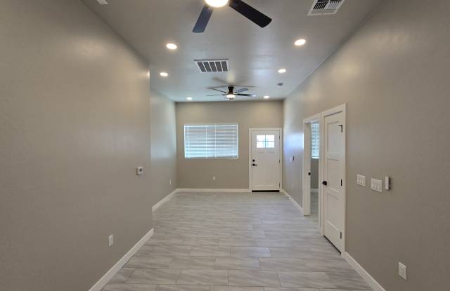 1325 West Speedway Boulevard Gallery 1