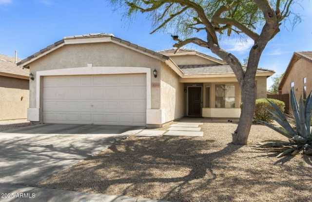 INCREDIBLE UPDATED 3 BEDROOM 2 BATH HOUSE IN GATED COMMUNITY WITH GOLF photos photos