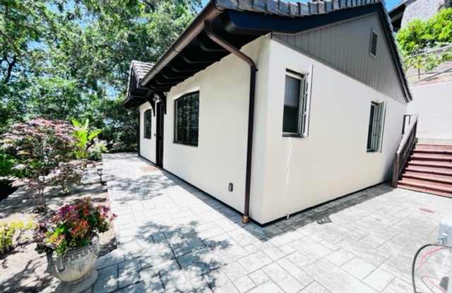 FURNISHED!!! Charming 2BD/1BA Single-Story Executive Style Home in El Pintado Heights, Danville- Available NOW!!! photos photos