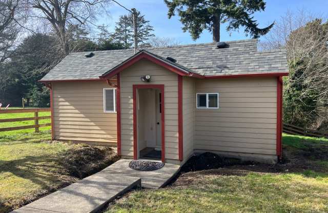 Cute cottage in Seal Rock! Gallery 4