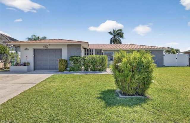 3417 SE 17th Avenue photos photos