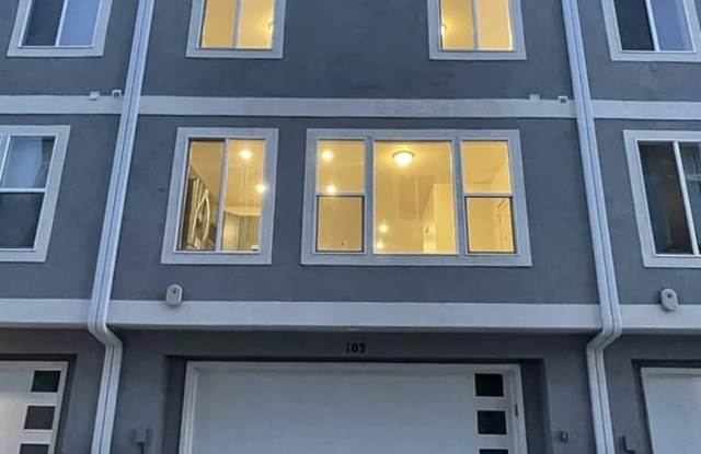 4707 Hillhouse Cove, #103 Gallery 1