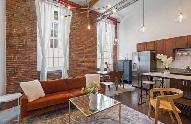 1350 Rosa L Parks Blvd photos photos