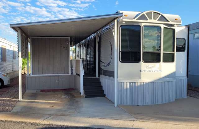 55 + Beautiful Park Model. 2 Bed/1.5 bath available in BHC photos photos