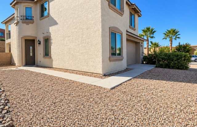 Beautiful 4 Bedroom 3 Bathroom House For Rent Gallery 3