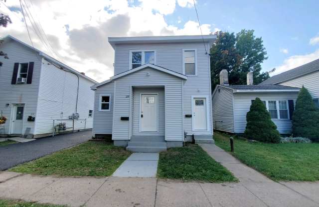 28 Syracuse Street photos photos