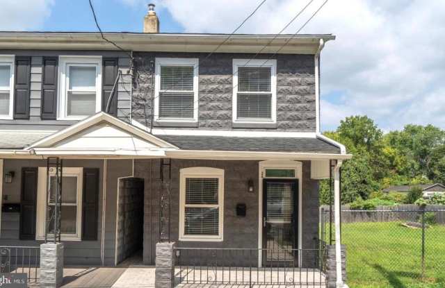 34 MAPLE Street photos photos