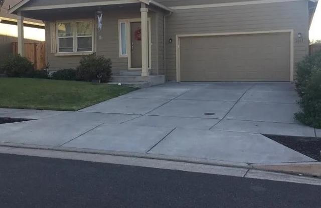 one level house located in North Albany photos photos