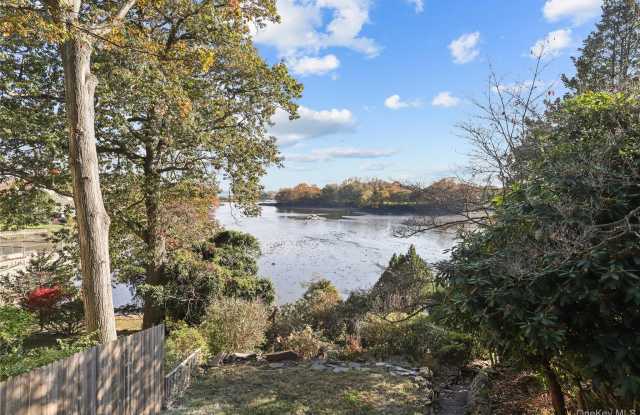 63 Seaview Avenue - 63 Seaview Avenue, New Rochelle, NY 10801