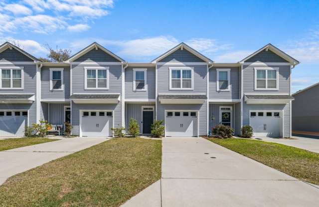 Full or Unfurnished Townhouse - 148 Aspen Rd, Hampstead, NC photos photos