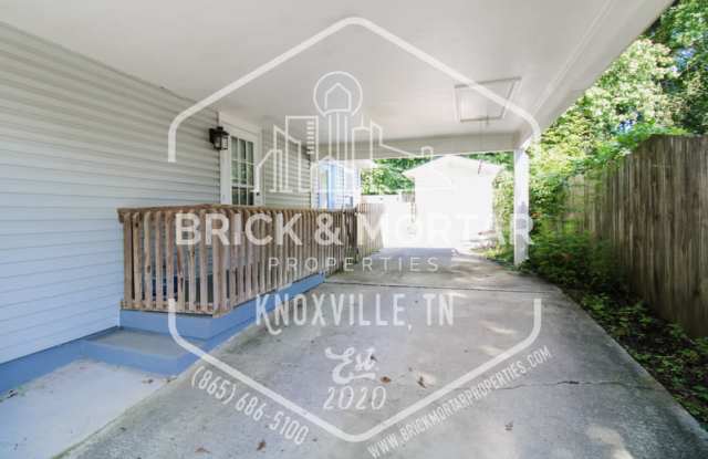 121 East Arrowwood Road Gallery 4