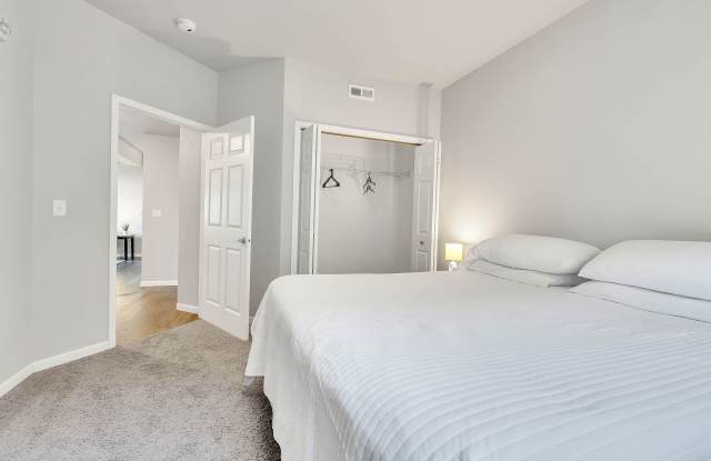 Willow Falls Apartments photos photos