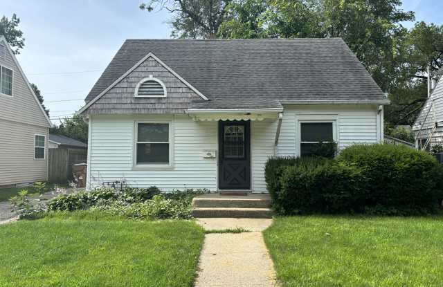 2805 Myrtle St photos photos