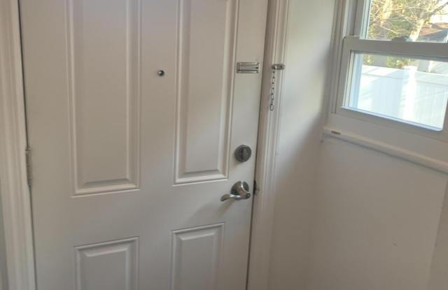 609 3rd Avenue unit: 3 photos photos