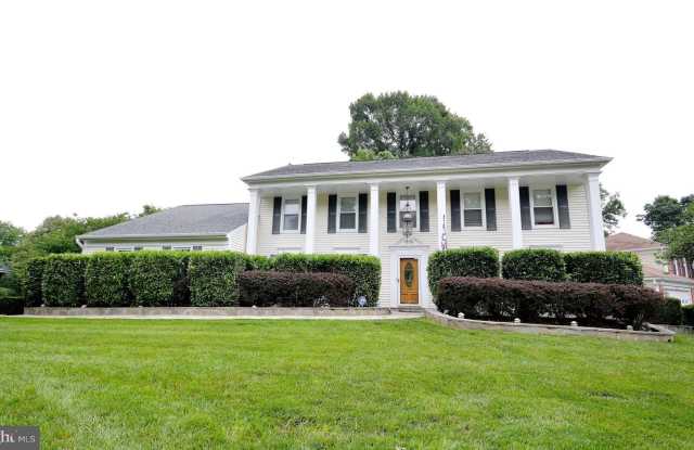 3233 WILDMERE PLACE - 3233 Wildmere Place, Franklin Farm, VA 20171