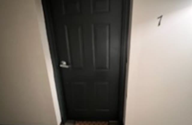 324 Allen Street - unit #7 - 324 West Allen Street, Allentown, PA 18102