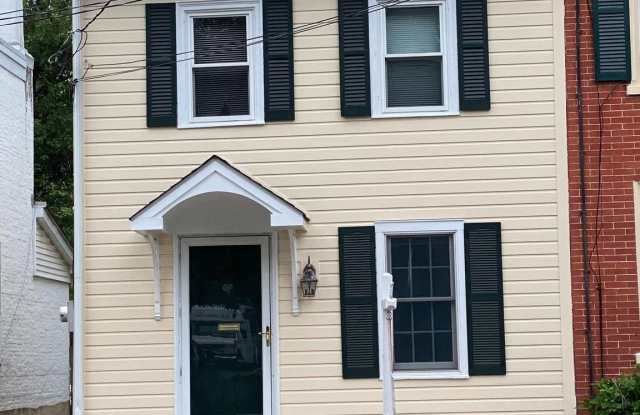 352 N MAIN STREET - 352 North Main Street, Doylestown, PA 18901