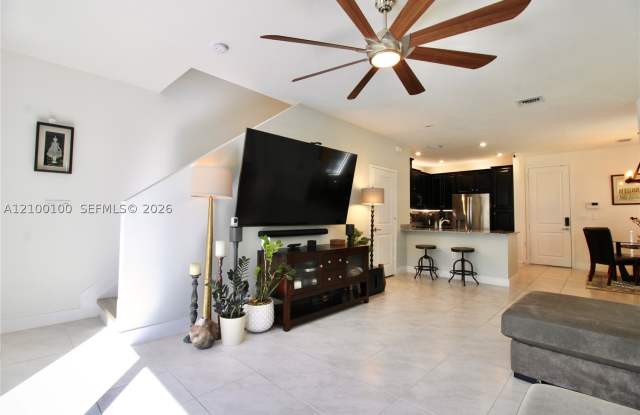 23380 SW 110th Ct Gallery 4