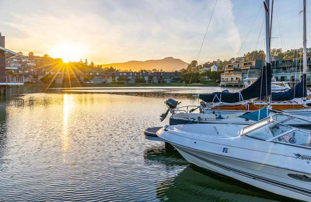 The Cove at Tiburon Gallery 3