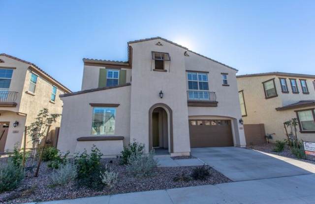 243 E Lantana Dr - 243 E Lantana Dr, Chandler, AZ 85286