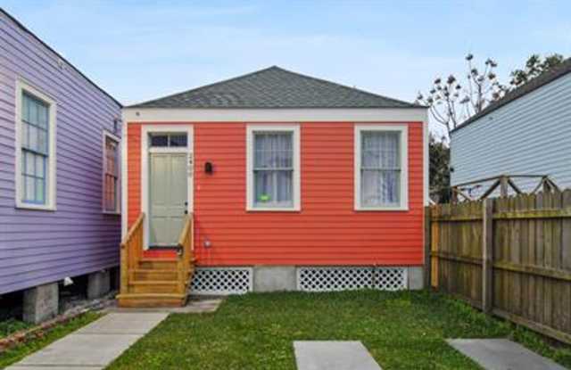 Newly Renovated 1 Bedroom Jewel in Central City! photos photos Newly Renovated 1 Bedroom Jewel in Central City! photos photos