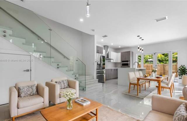 3140 Carter Street photos photos