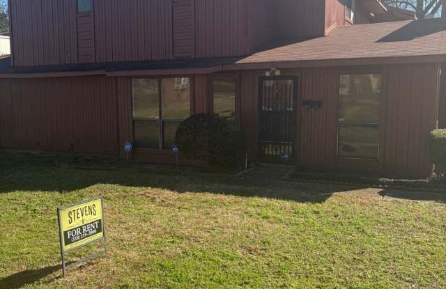 ** 3/2 TOWNHOUSE IN HIGHLAND ** photos photos