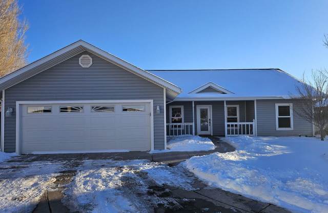 221 W Kendra Circle - 221 West Kendra Circle, Show Low, AZ 85901