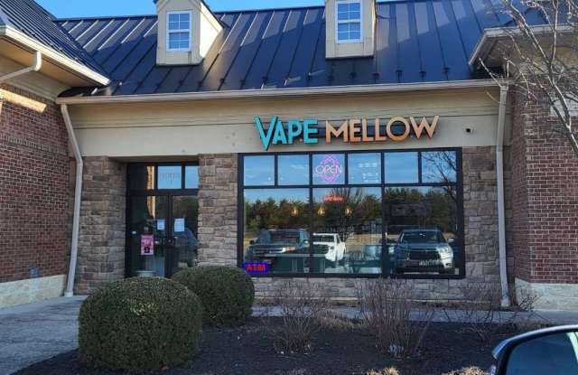 760 WARRIOR Drive unit: 3 photos photos