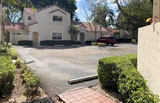 1370 COTTONWOOD Circle Gallery 4